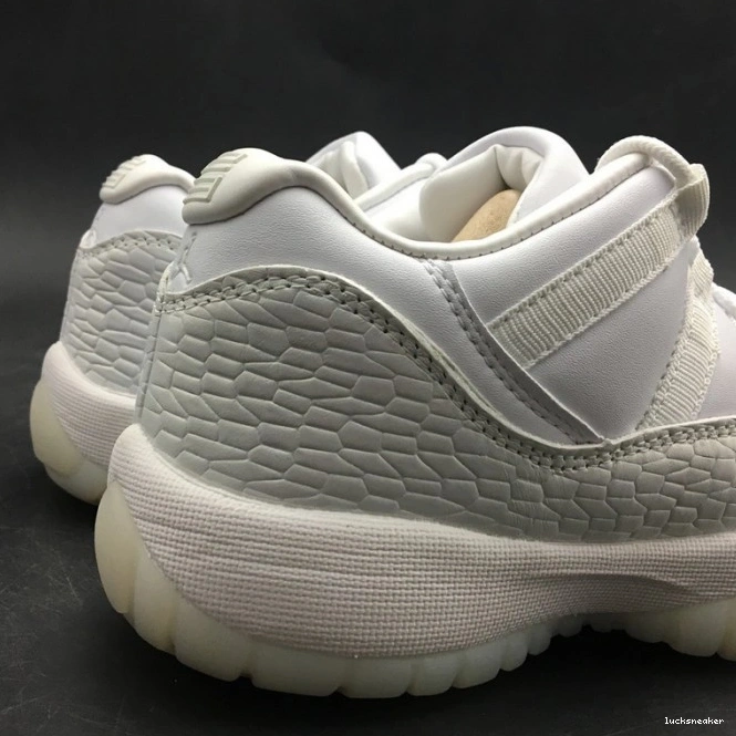 Rep LUCY Low 897331-100 Frost Heiress Air White 11 Jordan 0820